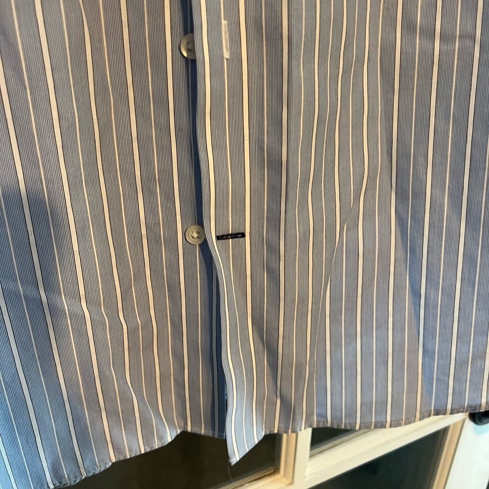 Banana republic, blue striped button down shirt - Picture 2 of 7